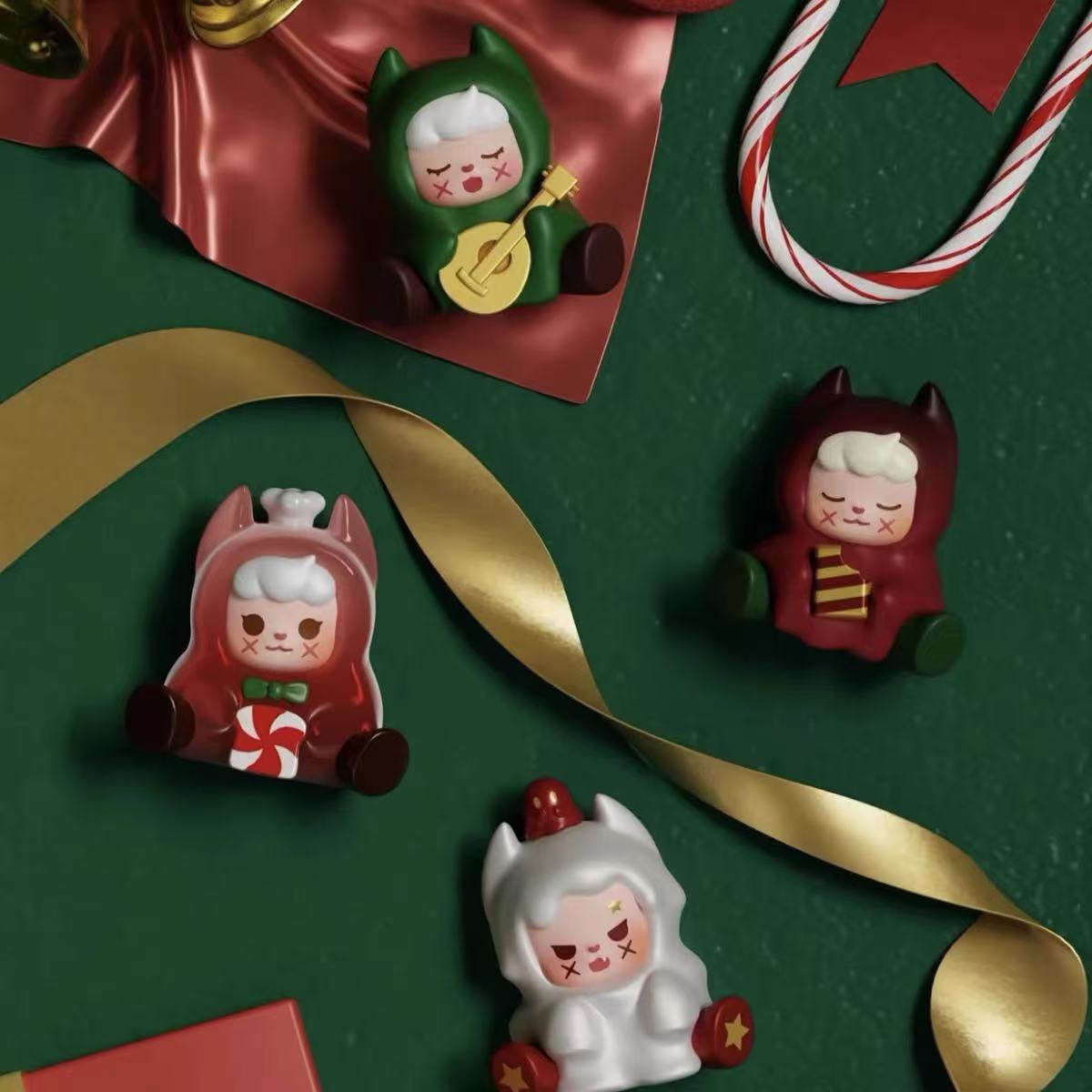 XXFU-Trains Coming and Going on Christmas Eve Series Blind Box,little figure collecgtible,christmas ornaments