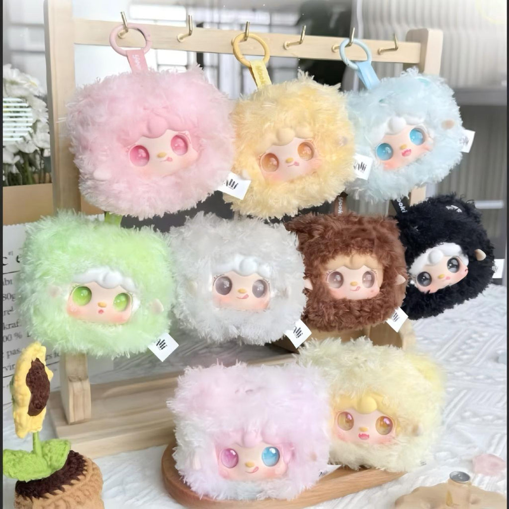 Yooki V9 -Pinch little bear plush blind box